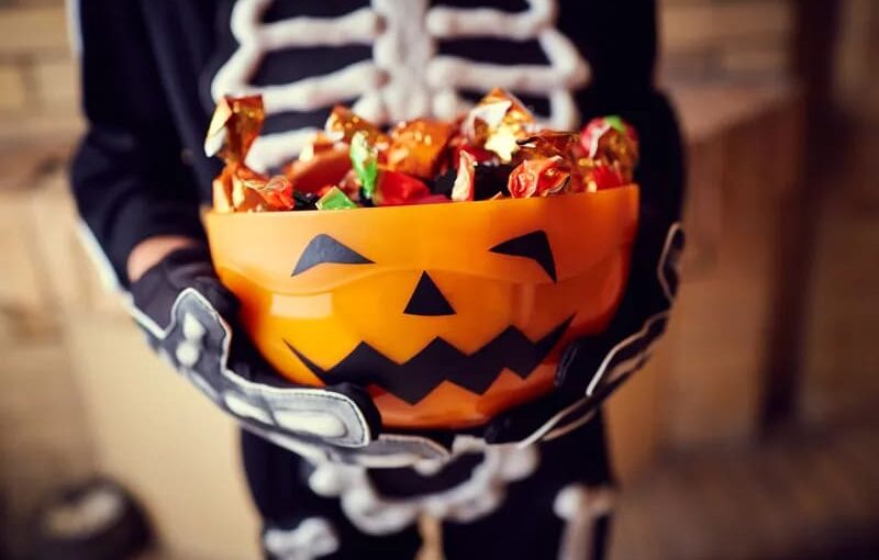 GOBLINS, GHOSTS, & WITCHES, OH MY: HALLOWEEN IN A TOWNHOME